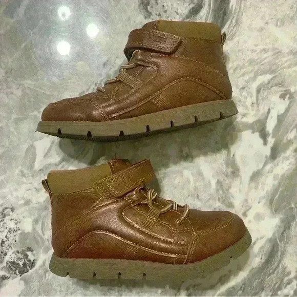 OshKosh B'Gosh Boy's Banyan Fashion Boot, Brown Size 11M - Picture 3 of 8